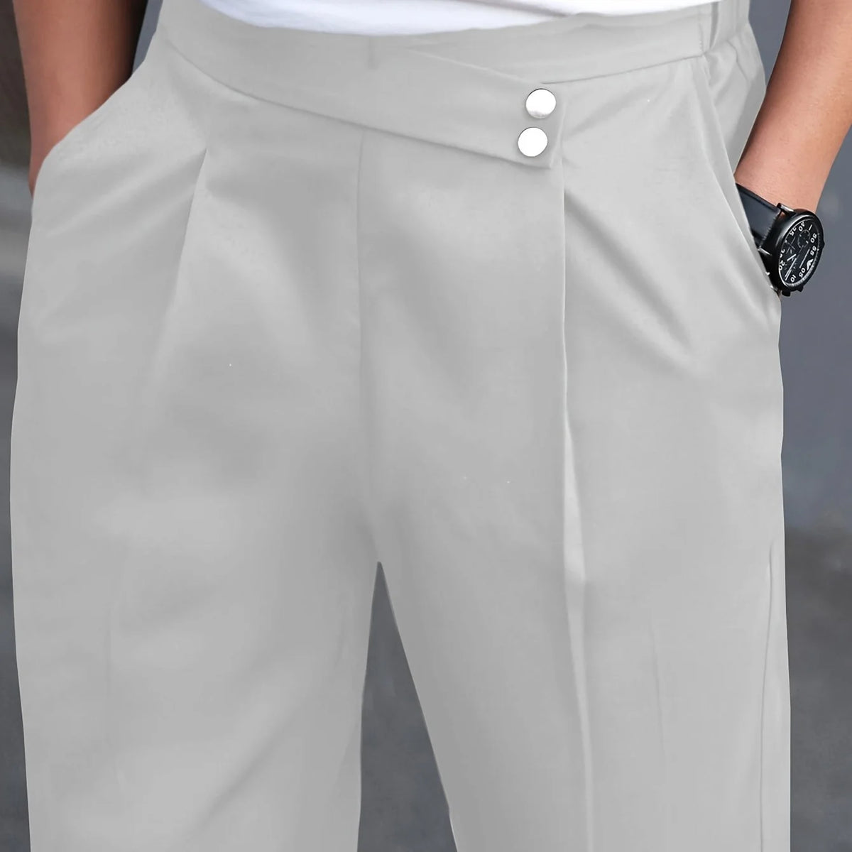 Men's dark grey pleated trousers for layering through autumn and winter