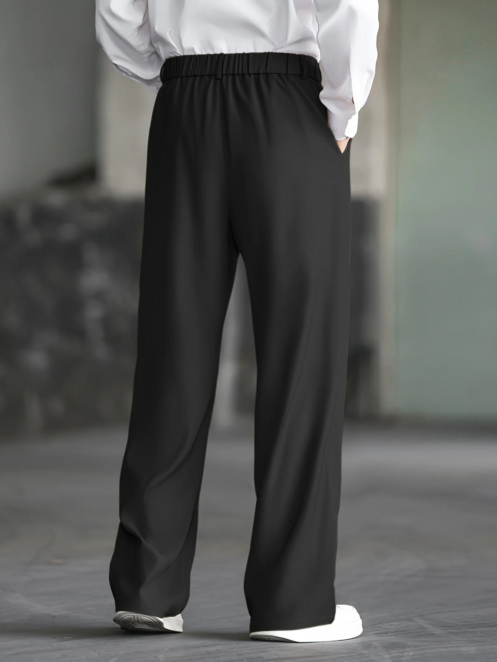 Men's black relaxed wide-leg trousers for autumn and winter layering