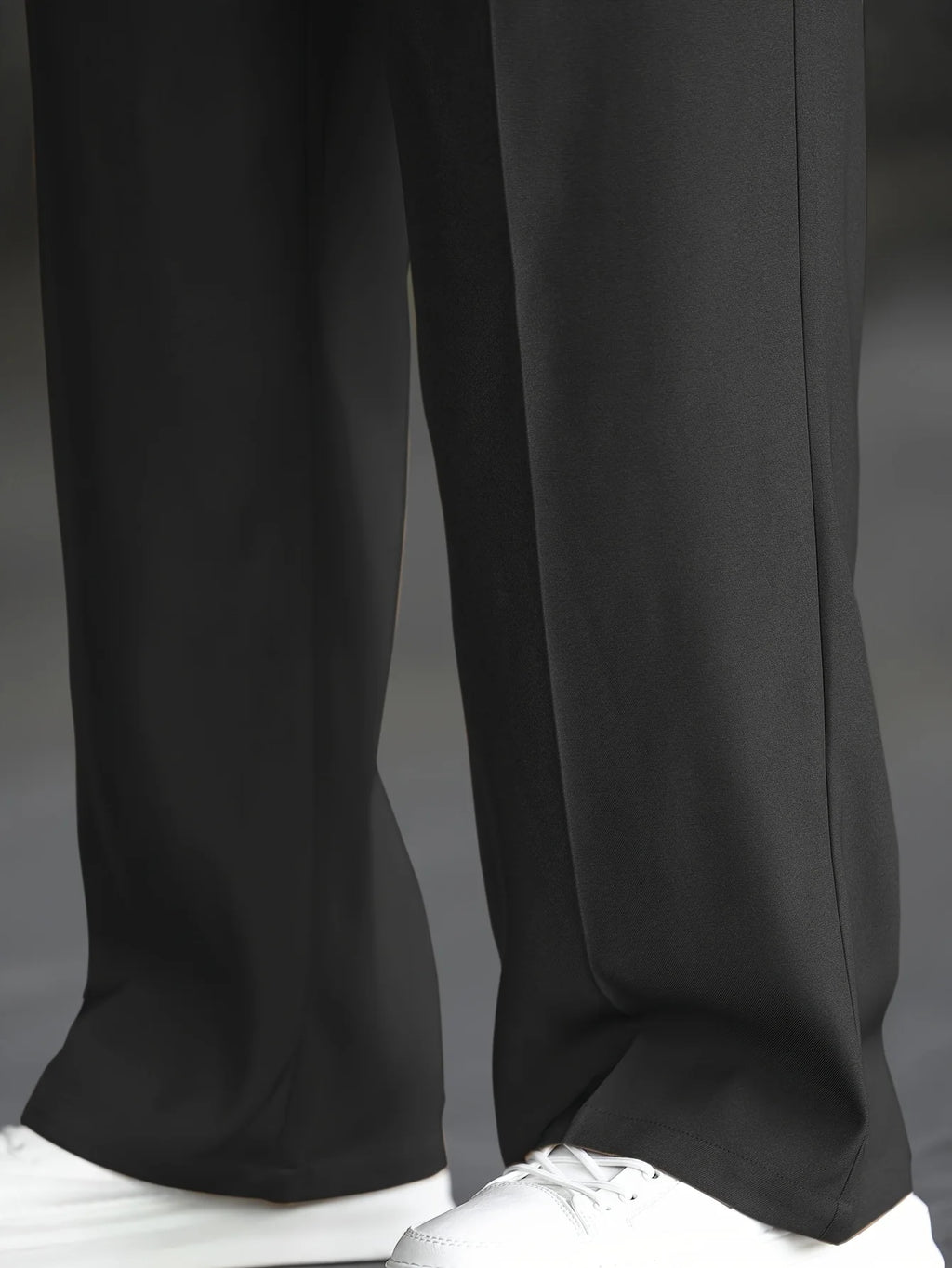 Men's black relaxed wide-leg trousers for autumn and winter layering