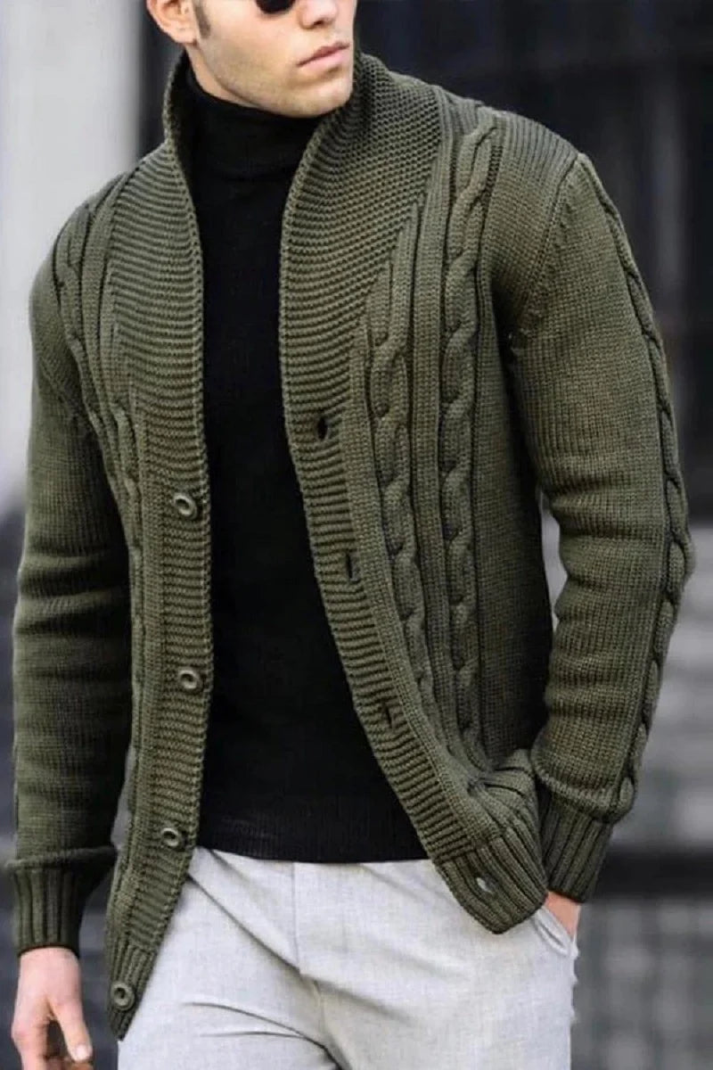 Men's green cable knit pullover sweater for autumn and winter wear