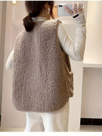 Women's khaki sleeveless textured button-front gilet for the season