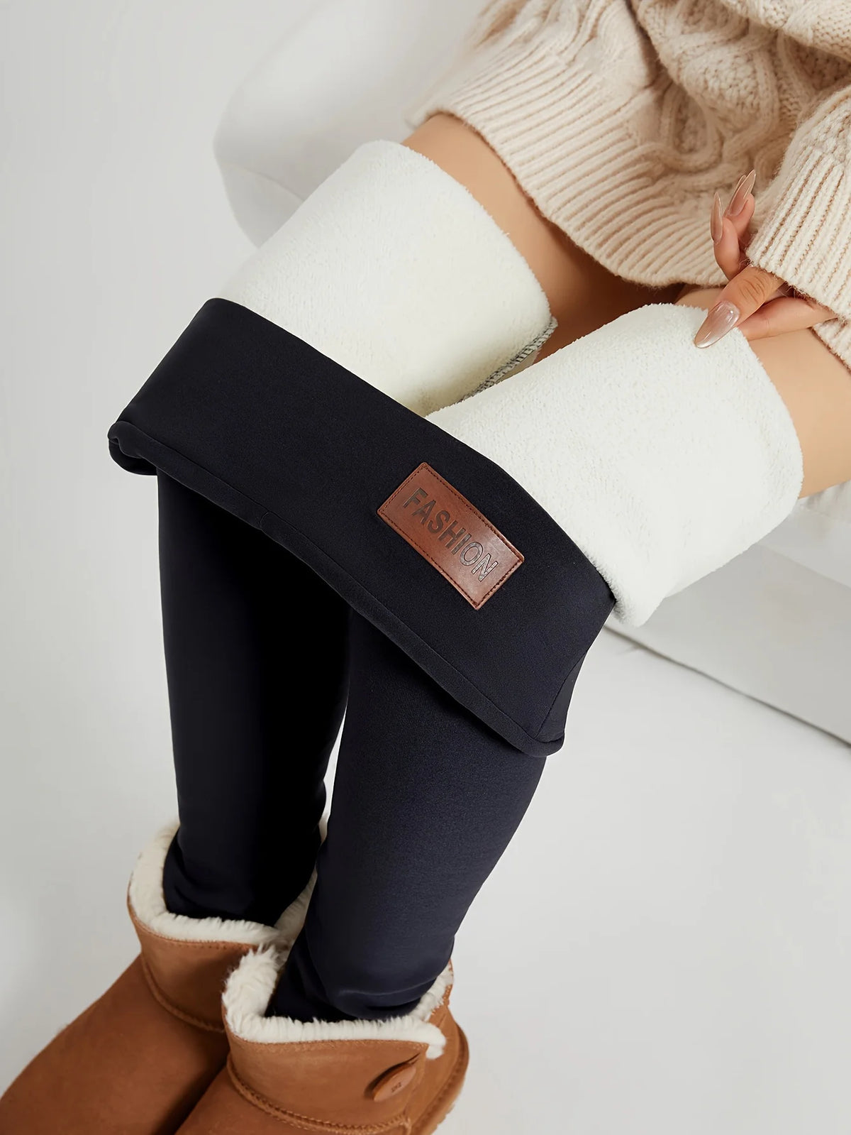 Women's black high-waist fleece-lined leggings in autumn and winter