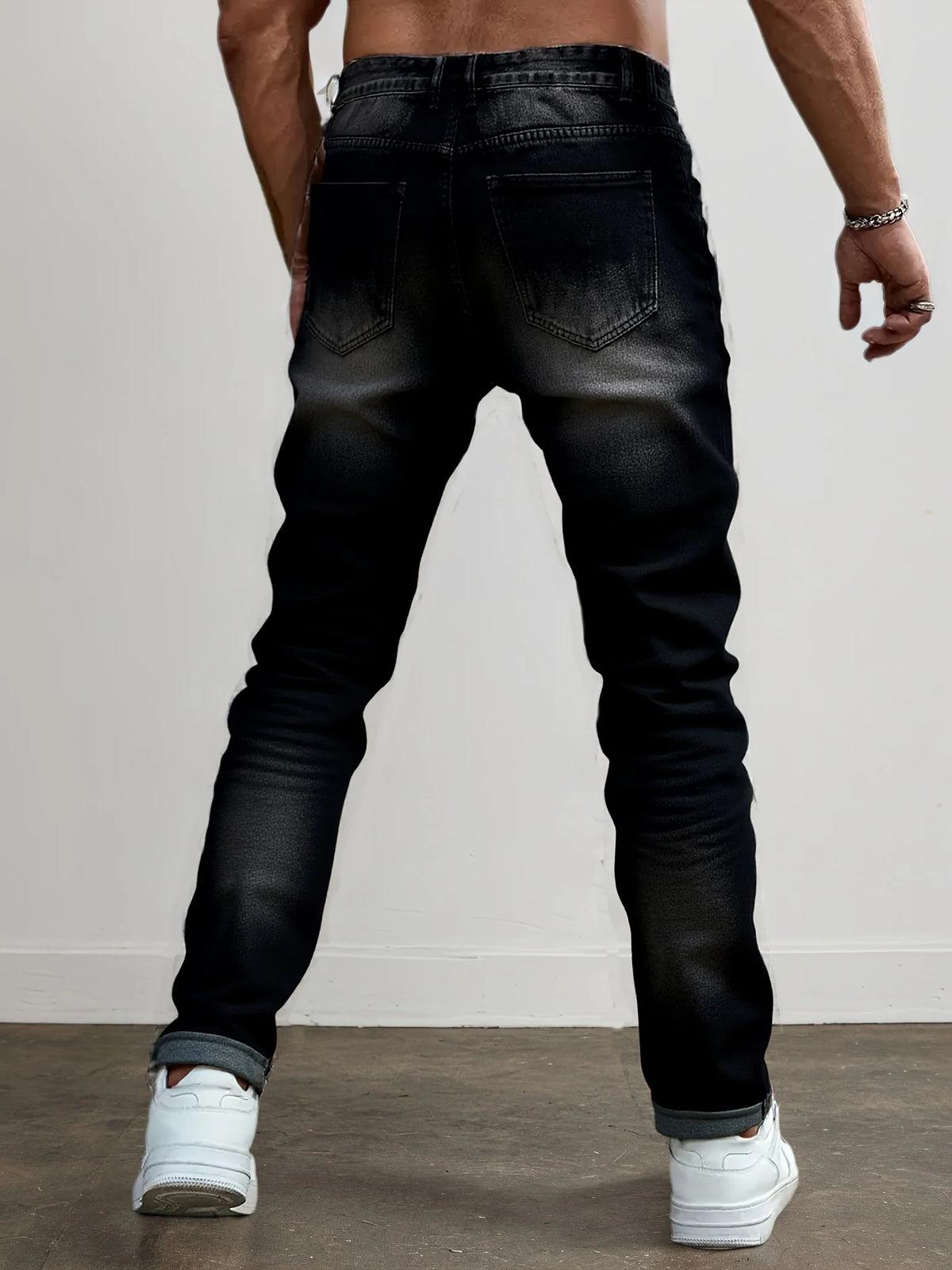 Men's dark grey distressed straight-leg jeans for everyday winter wear