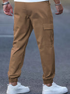 Men's dark grey mid-rise cargo trousers for cold autumn and winter days