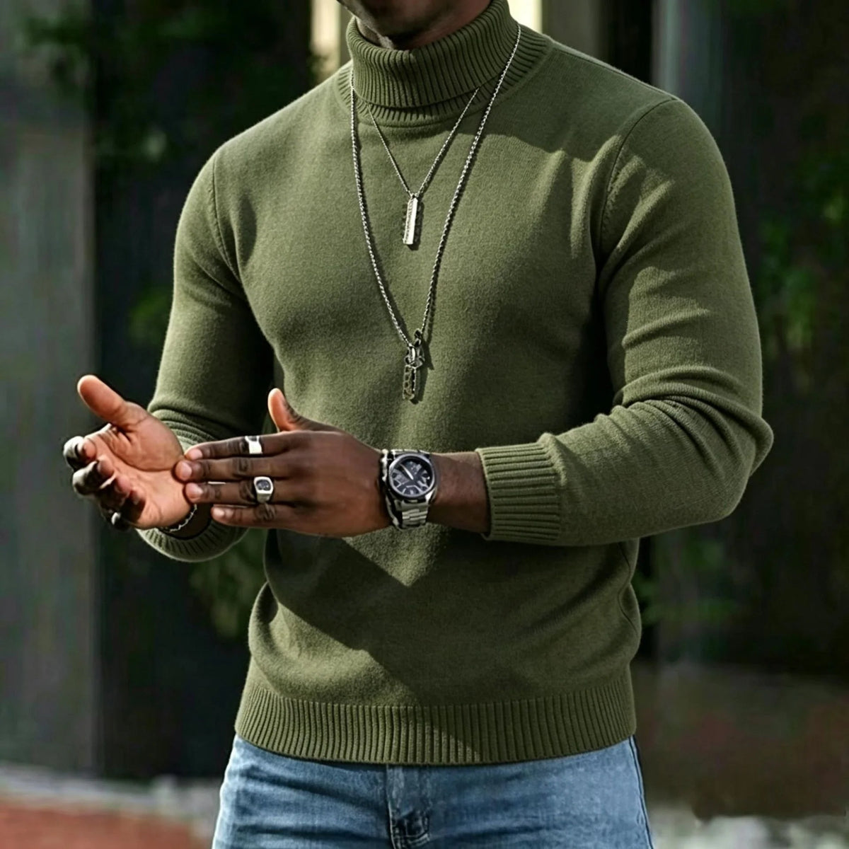 Men's light blue turtleneck sweater to wear throughout autumn and winter