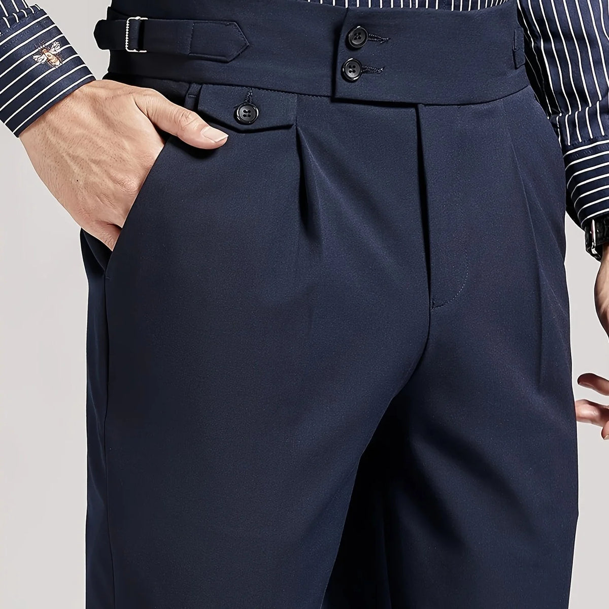 Men's navy single-pleat trousers for chilly autumn and winter days