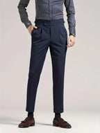 Men's light brown single-pleat trousers for chilly autumn and winter days